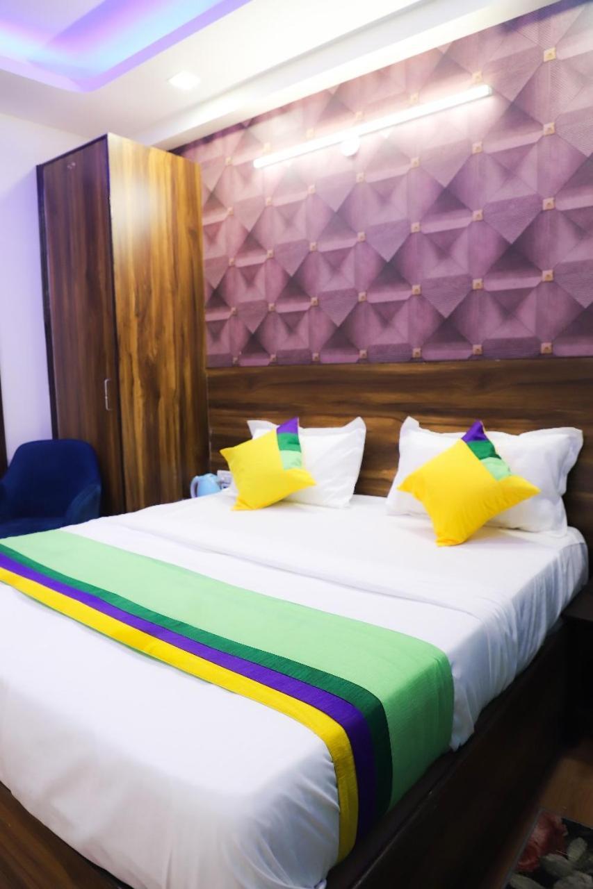 Surya International Bed & Breakfast นิวเดลี ภายนอก รูปภาพ