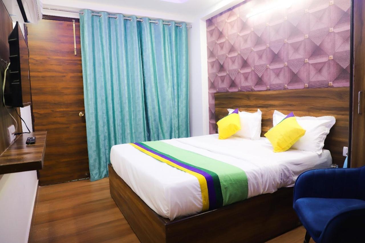 Surya International Bed & Breakfast นิวเดลี ภายนอก รูปภาพ