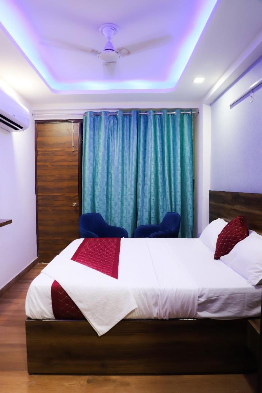 Surya International Bed & Breakfast นิวเดลี ภายนอก รูปภาพ