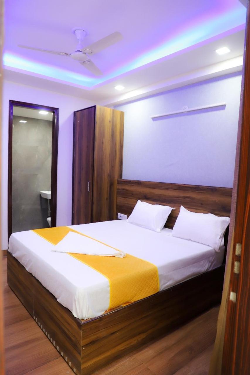 Surya International Bed & Breakfast นิวเดลี ภายนอก รูปภาพ