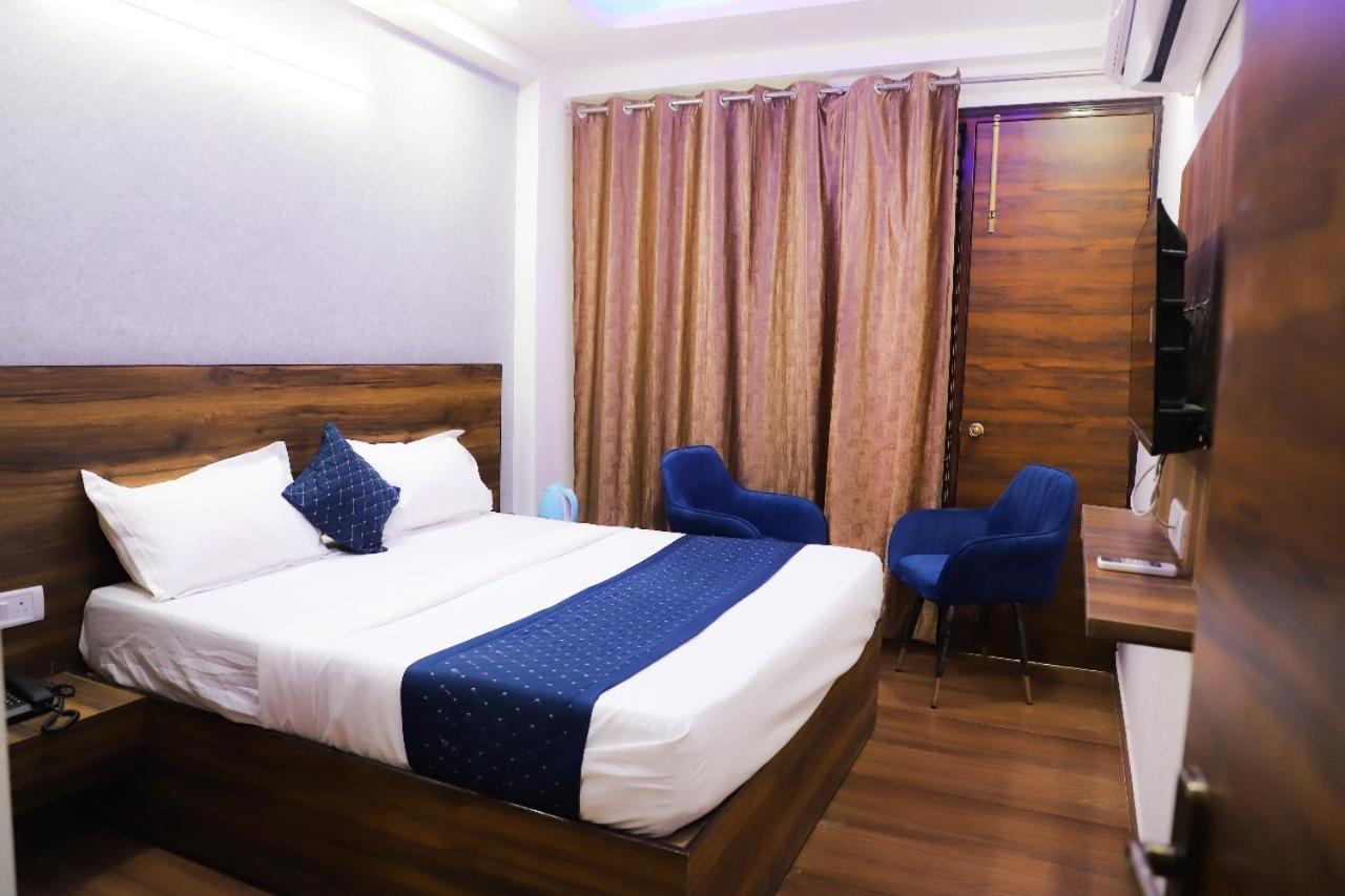 Surya International Bed & Breakfast นิวเดลี ภายนอก รูปภาพ