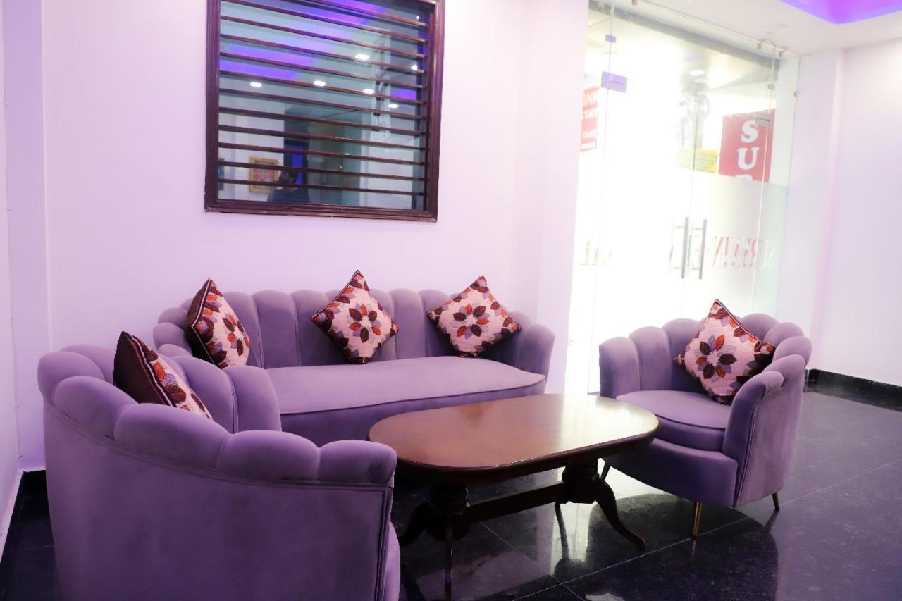 Surya International Bed & Breakfast นิวเดลี ภายนอก รูปภาพ